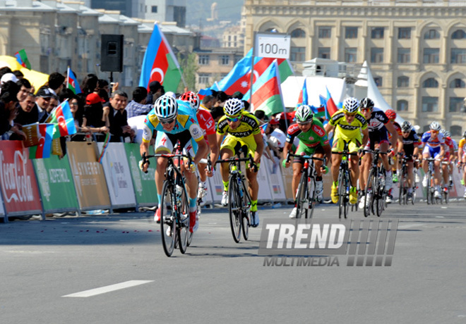 Ümummilli lider Heydər Əliyevin 90 illik yubileyinə həsr olunmuş "Tour d`Azerbaidjan" beynəlxalq velosiped turuna start verilib. Bakı, Azərbaycan, 01 may 2013