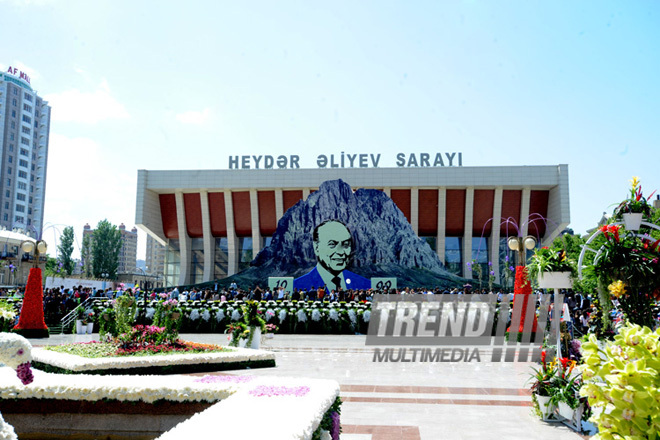 Flower festival in Baku. Baku, Azerbaijan, May 10, 2013