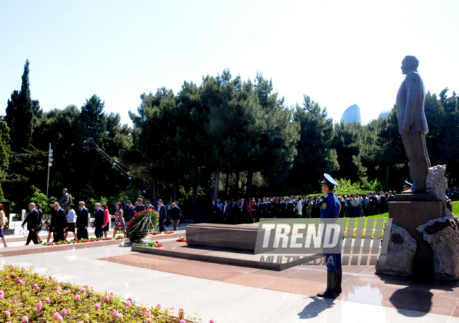 Azerbaijan's public marks 90th birthday of National Leader Heydar Aliyev. Baku, Azerbaijan, May 10, 2013 