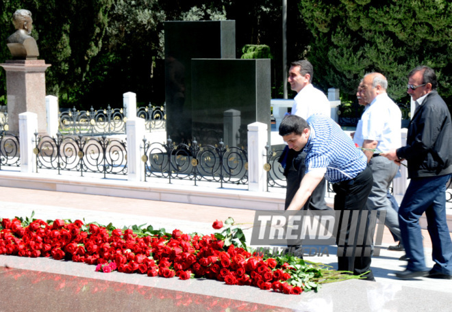 Azerbaijan's public marks 90th birthday of National Leader Heydar Aliyev. Baku, Azerbaijan, May 10, 2013 