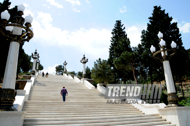 Bakının Dağüstü parkı. Azərbaycan, 28 may 2013