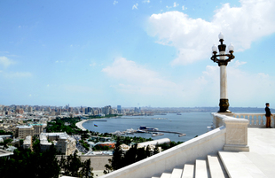 Bakının Dağüstü parkı. Azərbaycan, 28 may 2013