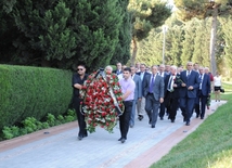 The participants of the Congress visited the graves of national leader Heydar Aliyev and the founder of Azerbaijan's national press Hasan bey Zardabi in the Alley of Honor. Baku, Azerbaijan, July 11, 2013