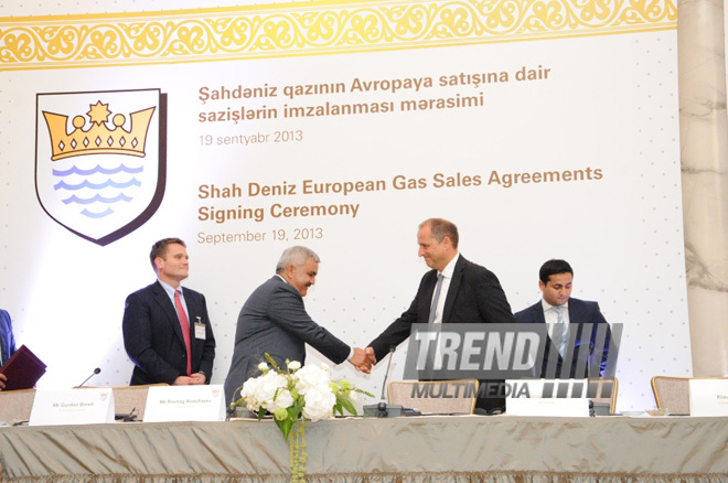 The consortium of Azerbaijani Shah Deniz gas and condensate field development signed contracts with the buyers of Azerbaijani gas in Europe. Baku, Azerbaijan, Sep.19, 2013