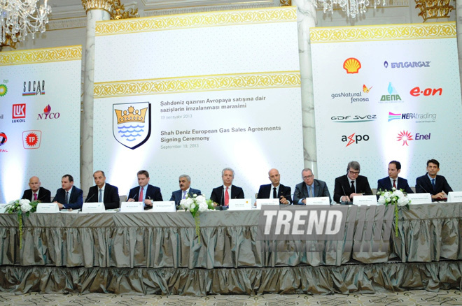 The consortium of Azerbaijani Shah Deniz gas and condensate field development signed contracts with the buyers of Azerbaijani gas in Europe. Baku, Azerbaijan, Sep.19, 2013