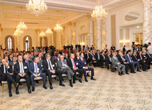 Девять европейских компаний подписали контракты на покупку газа в рамках проекта "Шах Дениз-2". Баку, Азербайджан, 19 сентября 2013 г.