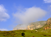 Qırız kəndi. Quba, Azərbaycan, 31 oktyabr 2013