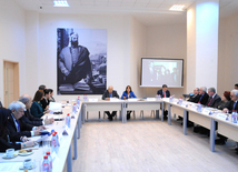 A round table on ‘Scientific Center of Azerbaijan and Caucasian Studies named after Nizami Ganjavi under Oxford University’ was held in Baku branch of the Lomonosov Moscow State University. Baku, Azerbaijan, Nov.21, 2013