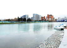 Dədə Qorqud parkı. Bakı, Azərbaycan, 13 dekabr 2013