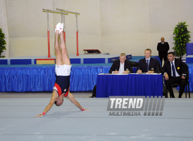 İdman gimnastikası, akrobatika və tamblinq üzrə birləşmiş Azərbaycan çempionatı. Bakı, Azərbaycan, 18 dekabr 2013