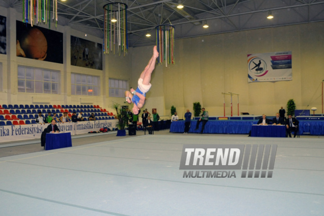 İdman gimnastikası, akrobatika və tamblinq üzrə birləşmiş Azərbaycan çempionatı. Bakı, Azərbaycan, 18 dekabr 2013