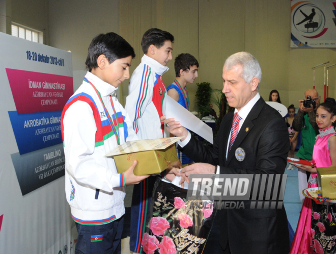 İdman gimnastikası, akrobatika və tamblinq üzrə birləşmiş Azərbaycan çempionatı başa çatıb. Bakı, Azərbaycan, 20 dekabr 2013