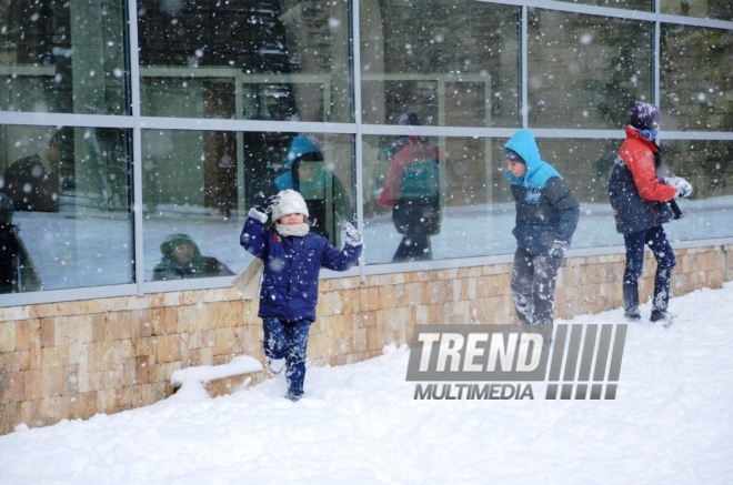 Snowy landscapes in Baku. Azerbaijan, Jan.31, 2014