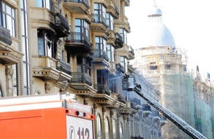 Fire in Sahil large shopping mall. Baku, Azerbaijan, March 12, 2014