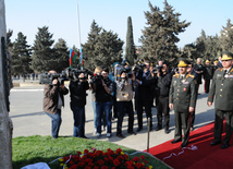 В рамках мероприятия в Военном лицее состоялось открытие мемориальной доски о создании лицея общенациональным лидеров Гейдаром Алиевым в 1971 году. Баку, Азербайджан, 19 апреля 2014 г.