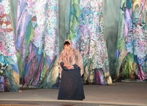 Арии исполнителей неоднократно сопровождались аплодисментами, а после премьеры зрители стоя приветствовали актеров постановки. Баку, Азербайджан, 04 мая 2014 г.