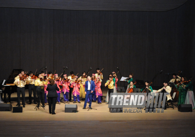 Concert of Alexander Rybak and students of the Gymnasium of Arts. Baku, Azerbaijan, May 15, 2014