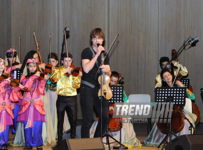 Concert of Alexander Rybak and students of the Gymnasium of Arts. Baku, Azerbaijan, May 15, 2014