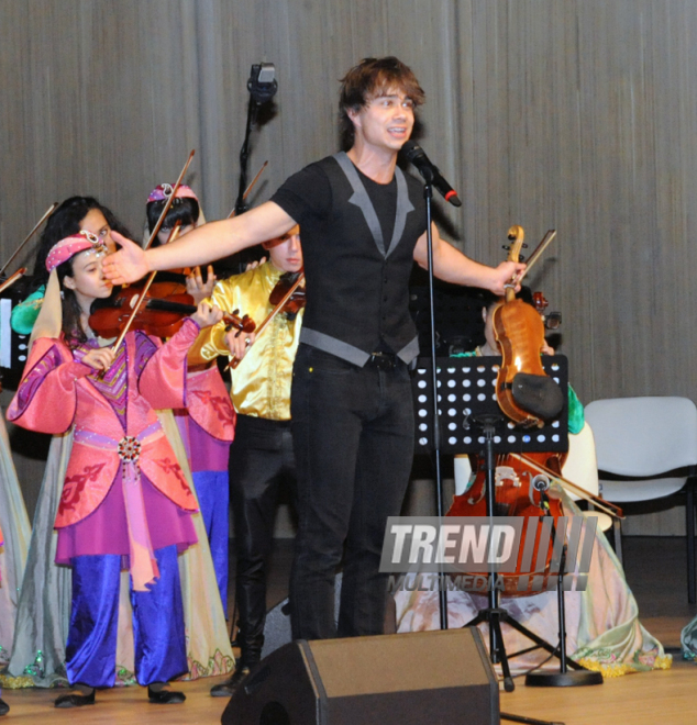 Concert of Alexander Rybak and students of the Gymnasium of Arts. Baku, Azerbaijan, May 15, 2014