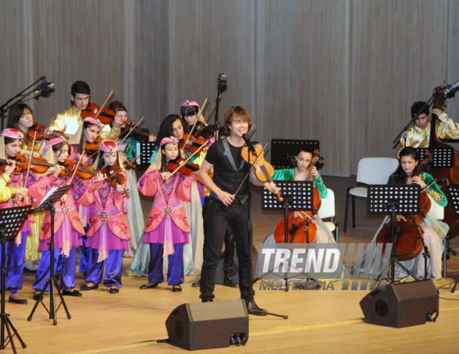 Concert of Alexander Rybak and students of the Gymnasium of Arts. Baku, Azerbaijan, May 15, 2014