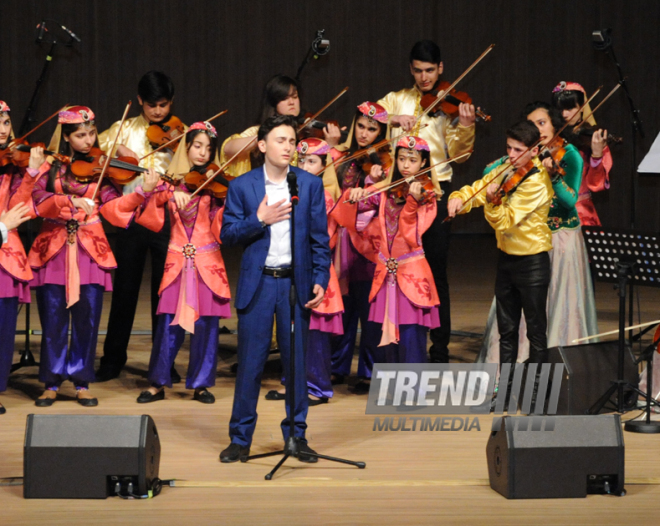 Concert of Alexander Rybak and students of the Gymnasium of Arts. Baku, Azerbaijan, May 15, 2014