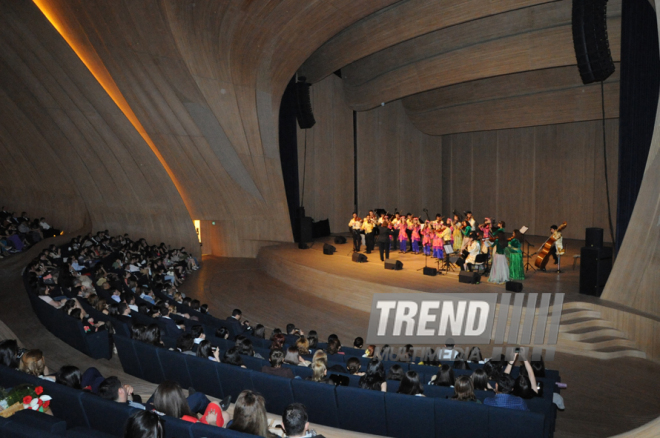 Concert of Alexander Rybak and students of the Gymnasium of Arts. Baku, Azerbaijan, May 15, 2014