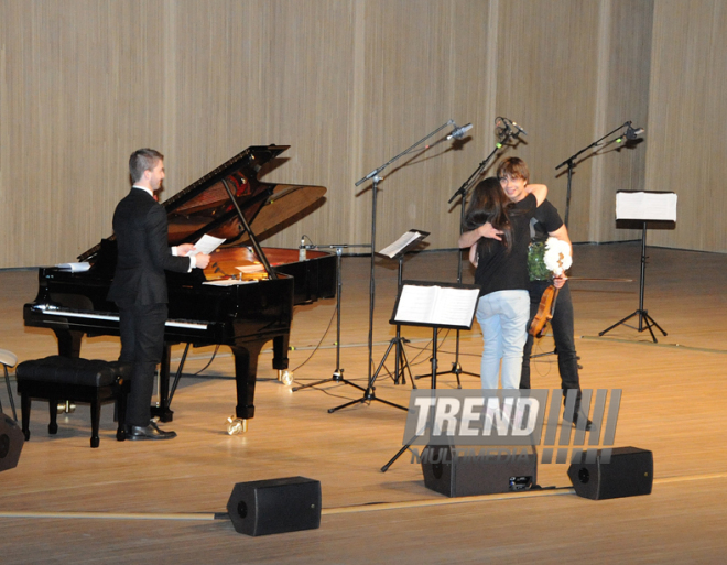 Concert of Alexander Rybak and students of the Gymnasium of Arts. Baku, Azerbaijan, May 15, 2014