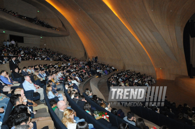 Concert of Alexander Rybak and students of the Gymnasium of Arts. Baku, Azerbaijan, May 15, 2014