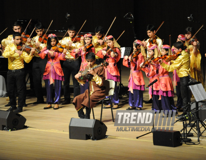 Concert of Alexander Rybak and students of the Gymnasium of Arts. Baku, Azerbaijan, May 15, 2014