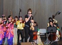 Concert of Alexander Rybak and students of the Gymnasium of Arts. Baku, Azerbaijan, May 15, 2014