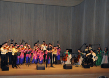 Concert of Alexander Rybak and students of the Gymnasium of Arts. Baku, Azerbaijan, May 15, 2014