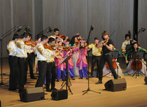 Concert of Alexander Rybak and students of the Gymnasium of Arts. Baku, Azerbaijan, May 15, 2014