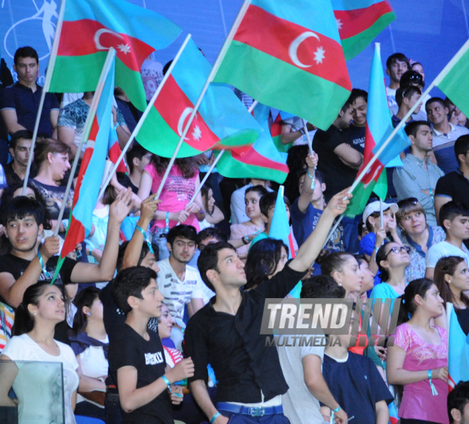 Azərbaycan gimnastı Jalə Piriyeva halqa ilə fərdi yarışda ikinci yeri tutub. Bakı, Azərbaycan, 15 iyun 2014