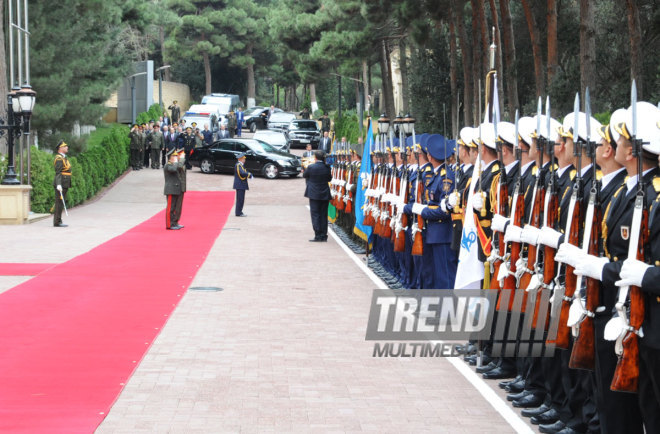 Azərbaycan və Rusiya müdafiə nazirlərinin görüşü. Bakı, Azərbaycan, 13 oktyabr 2014