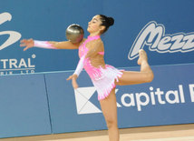 Bədii gimnastika üzrə Azərbaycan birinciliyi və Bakı çempionatı başa çatıb. Bakı, Azərbaycan, 12 dekabr 2014 