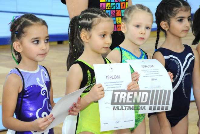 Kiçik yaşlı idmançılar arasında idman gimnastikası üzrə ilk turnir. Bakı, Azərbaycan, 19 dekabr 2014