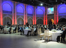 Gənclər və İdman Nazirliyinin təşkilatçılığı ilə "Buta Palace"-da təşkil olunan tədbirdə Prezident Administrasiyası İctimai-siyasi məsələlər şöbəsinin müdiri Əli Həsənov, gənclər və idman naziri Azad Rəhimov, nazir müavinləri, gənclər təşkilatlarının rəhbərləri, fəal gənclər və digər qonaqlar iştirak ediblər. Bakı, Azərbaycan, 02 fevral 2015 