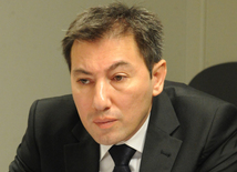 "Dəyirmi masa" iştirakçısı, "Cənubi Qafqaz" politoloqlar klubunun rəhbəri İlqar Vəlizadə. Trend BİA, Bakı, Azərbaycan, 03 mart 2015 