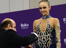 Azərbaycan gimnastı Marina Durunda lent ilə tapşırıqda 18,250 xal toplamaqla qızıl müdala sahib olub. Bakı, Azərbaycan, 06 mart 2015