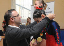 Bakı Gimnastika Məktəbində batutda tullanma üzrə ilk yarışlar. Azərbaycan, 16 mart 2015