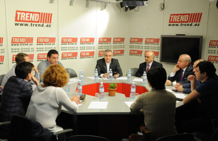 Azerbaijani media leaders meet with their counterparts from Sverdlovsk region. Baku, Azerbaijan, Apr.24, 2015