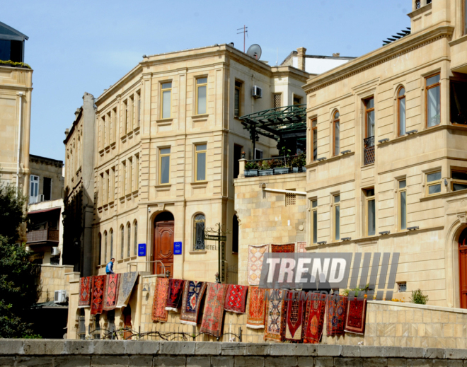 İçəri Şəhərdə gəzinti. Bakı, Azərbaycan, 01 may 2015