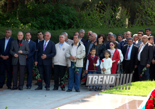 Azerbaijan’s public marks 92nd anniversary of birth of national leader Heydar Aliyev. Baku, Azerbaijan, May 10, 2015

