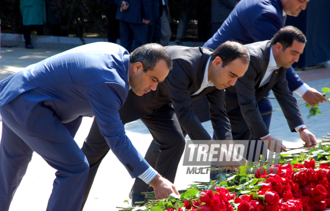 Azerbaijan’s public marks 92nd anniversary of birth of national leader Heydar Aliyev. Baku, Azerbaijan, May 10, 2015

