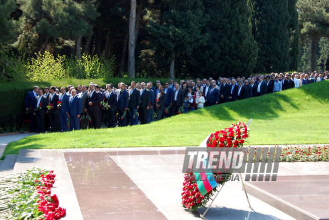 Azerbaijan’s public marks 92nd anniversary of birth of national leader Heydar Aliyev. Baku, Azerbaijan, May 10, 2015

