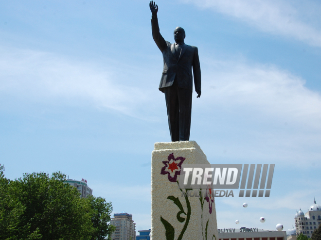 Baku hosts Flower Festival. Azerbaijan, May 10, 2015