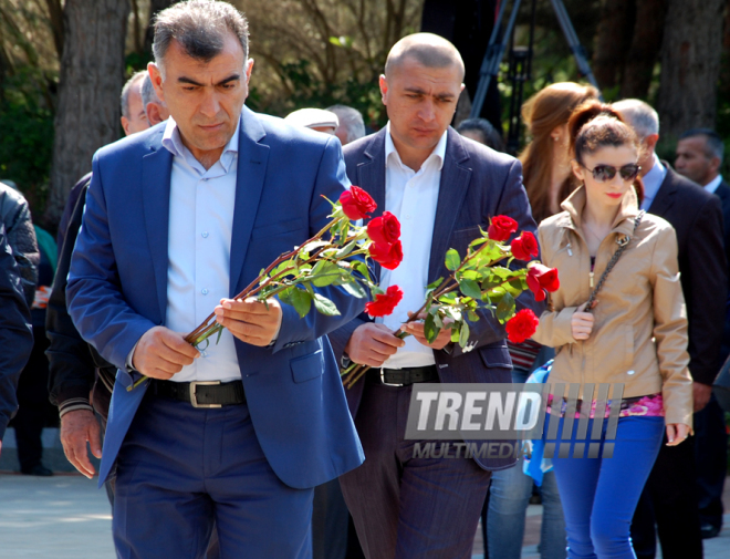 Azerbaijan’s public marks 92nd anniversary of birth of national leader Heydar Aliyev. Baku, Azerbaijan, May 10, 2015

