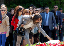 Azerbaijan’s public marks 92nd anniversary of birth of national leader Heydar Aliyev. Baku, Azerbaijan, May 10, 2015