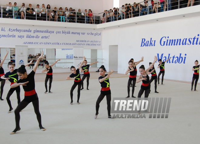 Bakı Gimnastika Məktəbində bədii gimnastika üzrə festival yarışları. Azərbaycan, 19 may 2015