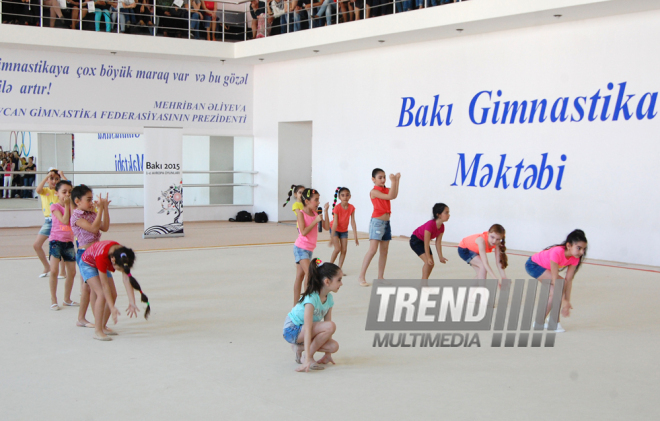 Bakı Gimnastika Məktəbində bədii gimnastika üzrə festival yarışları. Azərbaycan, 19 may 2015